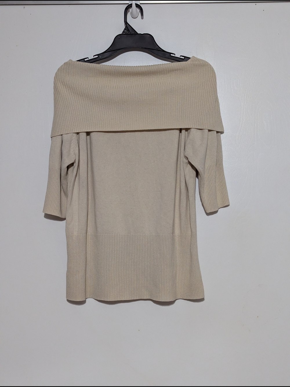 Off-the-Shoulder Ribbed Sweater Top in Cream